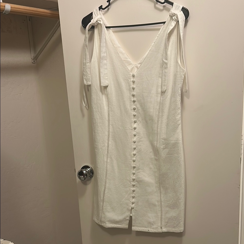 White Sleeveless Button-Down Dress